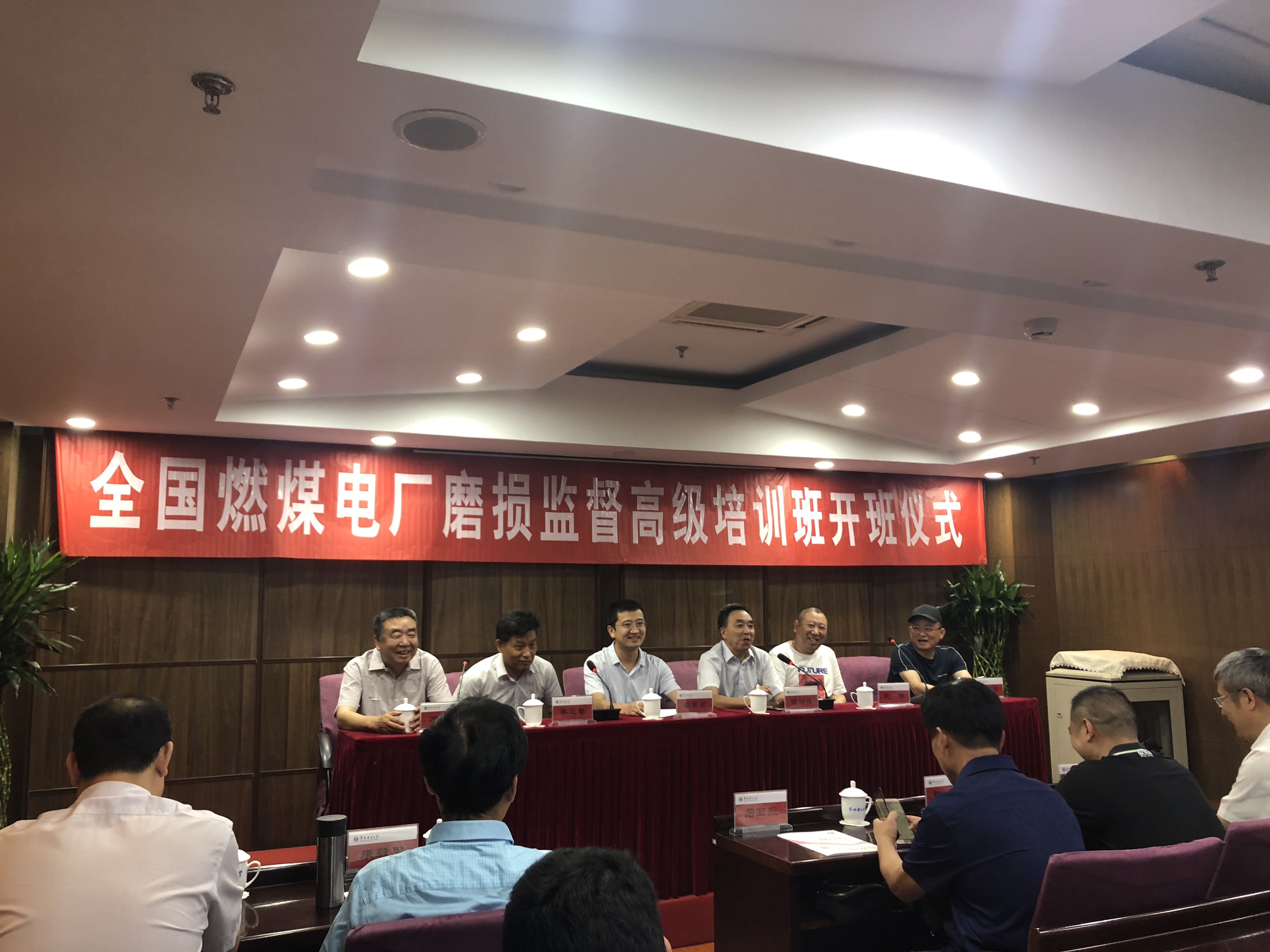 千與千尋，當(dāng)蘇州潤達高鉻磨輥遇上華北電力大學(xué)！